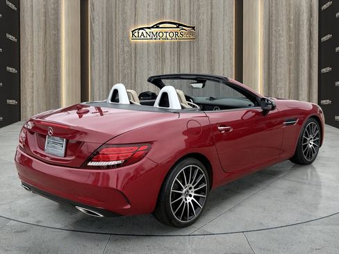 Used 2020 Mercedes-Benz SLC 300 SLC 300 w/ Premium Package image 21