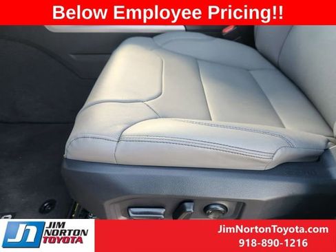 New 2026 Toyota Tundra Limited AWD/4WD image 20