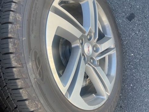 Used 2020 GMC Terrain SLT w/ Preferred Package image 6