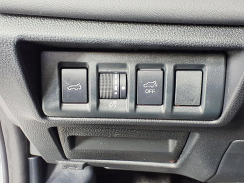 Used 2021 Subaru Outback Touring XT AWD/4WD image 18