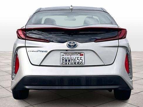 Used 2021 Toyota Prius Prime LE image 7