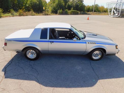 Used 1987 Buick Regal T-Type image 28