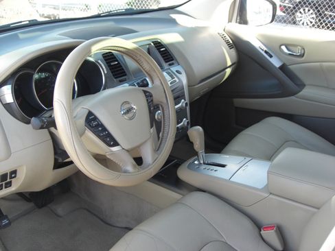 Used 2011 Nissan Murano SL w/ Navigation Pkg image 6