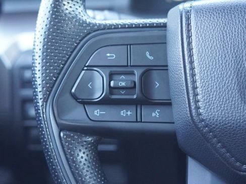 Used 2024 Toyota Tacoma SR5 AWD/4WD image 22