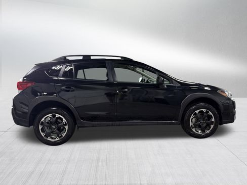 Used 2023 Subaru Crosstrek 2.0i Premium image 8