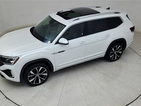 Used 2024 Volkswagen Atlas SEL Premium R-Line image 84