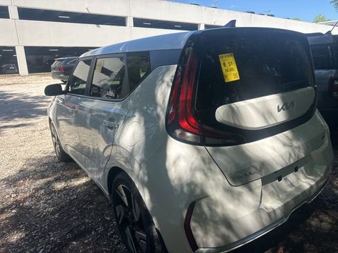 Used 2023 Kia Soul GT-Line image 13