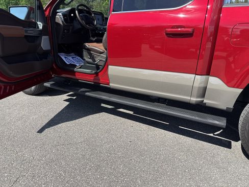 Used 2025 Ford F150 King Ranch w/ FX4 Off-Road Package image 14