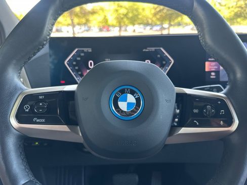 Certified 2023 BMW iX xDrive50 w/ Premium Package AWD/4WD image 30