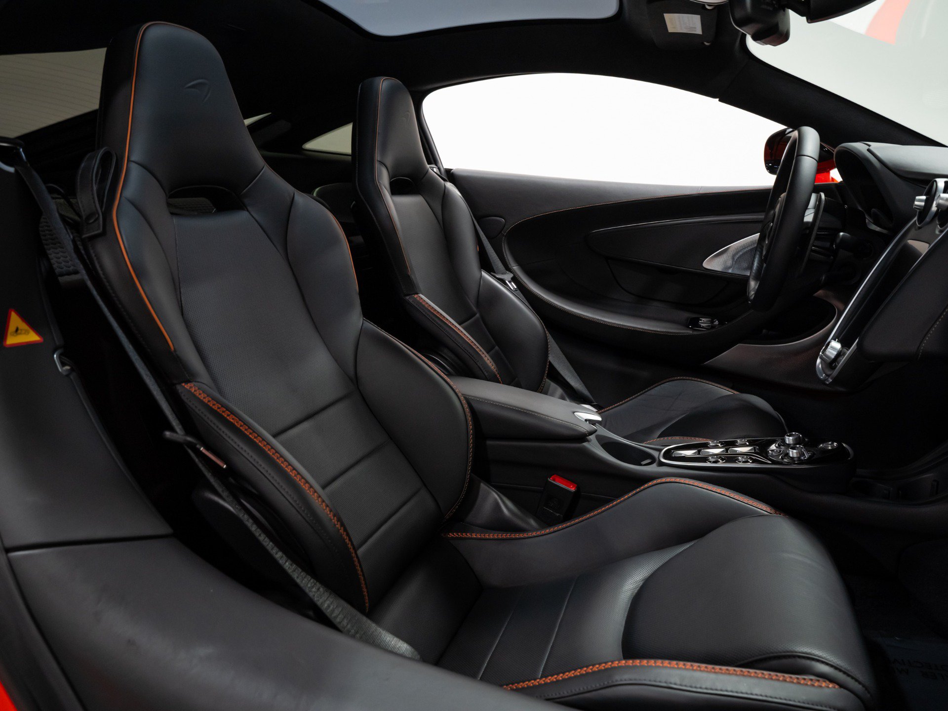 Used 2023 McLaren GT RWD image 54