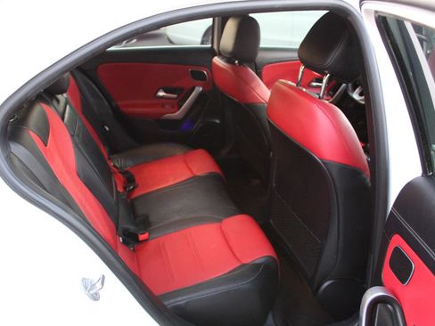 Used 2019 Mercedes-Benz A 220 image 11