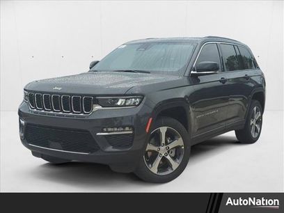 New 2025 Jeep Grand Cherokee Limited w/ Black Appearance Package
