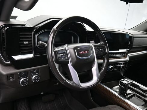 Used 2022 GMC Sierra 1500 Elevation w/ Preferred Package AWD/4WD image 14