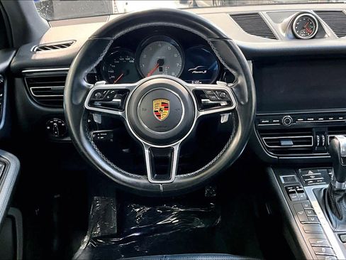 Used 2021 Porsche Macan S image 6