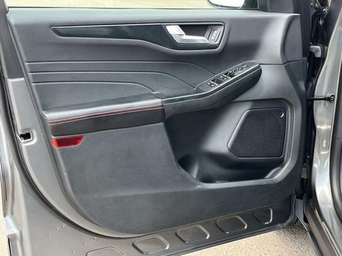 Used 2025 Ford Escape ST-Line FWD image 26