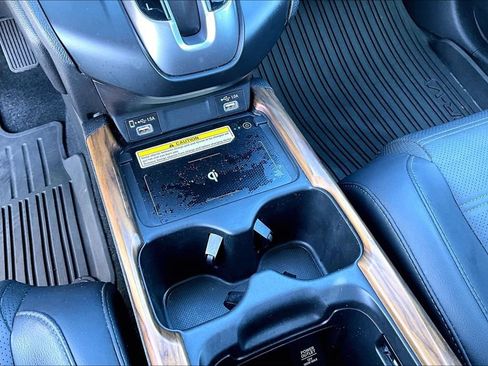 Used 2020 Honda CR-V Touring image 32