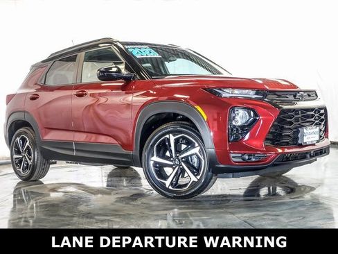Certified 2023 Chevrolet TrailBlazer RS image 2