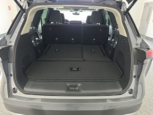 New 2026 INFINITI QX60 Luxe w/ Cargo Package AWD/4WD image 18