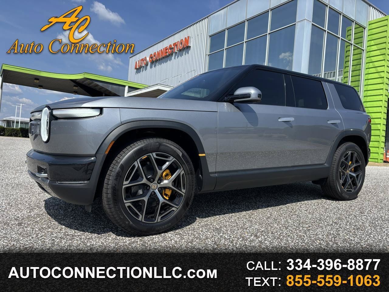Used 2027 Rivian R2 Performance Dual AWD/4WD image 1