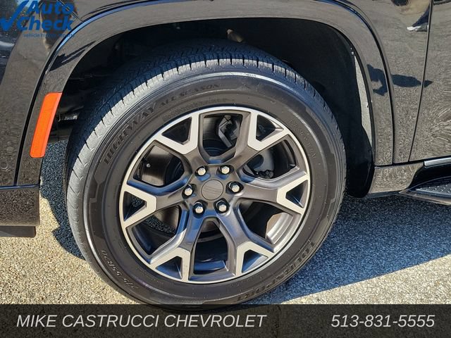 Used 2024 Jeep Wagoneer Series III AWD/4WD image 9