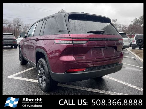 New 2025 Jeep Grand Cherokee Limited image 3
