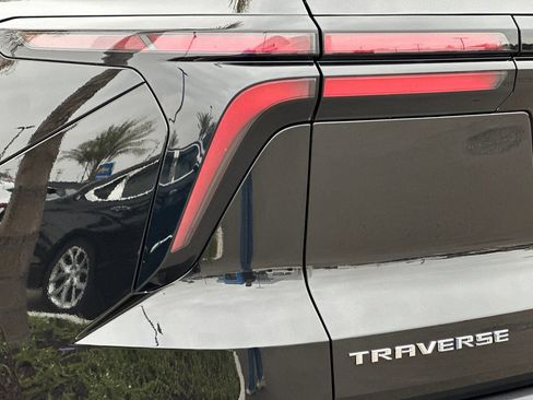 New 2026 Chevrolet Traverse LT FWD image 27