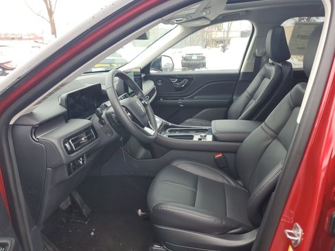 New 2026 Lincoln Aviator AWD image 11