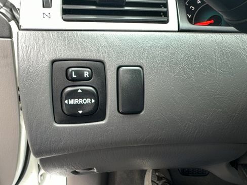 Used 2007 Toyota Solara SE Sport FWD image 12