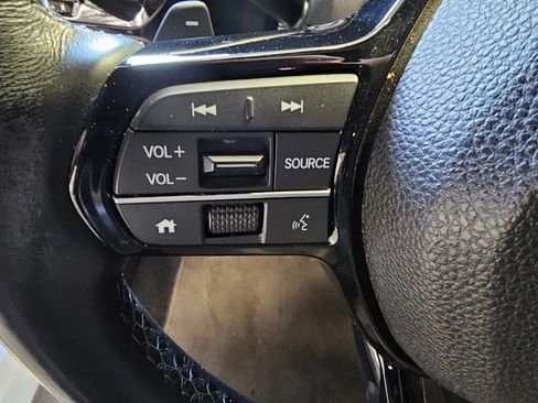 Used 2022 Honda Civic Sport image 14