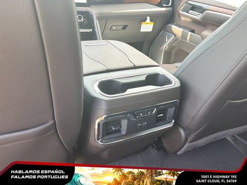 New 2026 GMC Sierra 2500 Denali w/ Denali Reserve Package AWD/4WD image 27