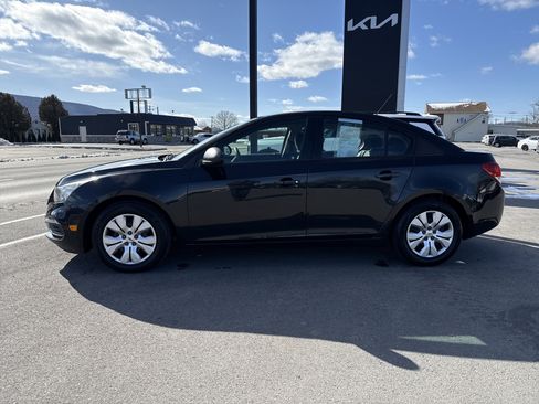 Used 2016 Chevrolet Cruze LS image 7