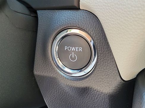 New 2025 Toyota RAV4 XLE image 30