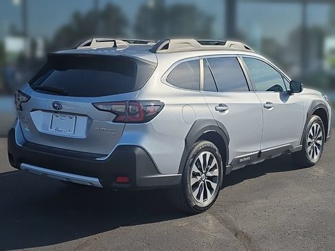 Used 2024 Subaru Outback Limited XT AWD/4WD image 8