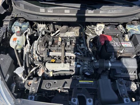 Used 2020 Nissan Kicks S FWD image 12