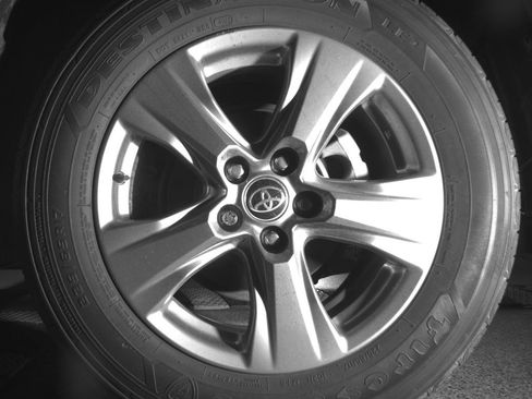 Used 2023 Toyota RAV4 XLE w/ Convenience Package FWD image 21