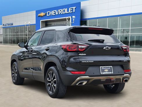 Certified 2025 Chevrolet TrailBlazer ACTIV w/ Driver Confidence Package FWD image 4
