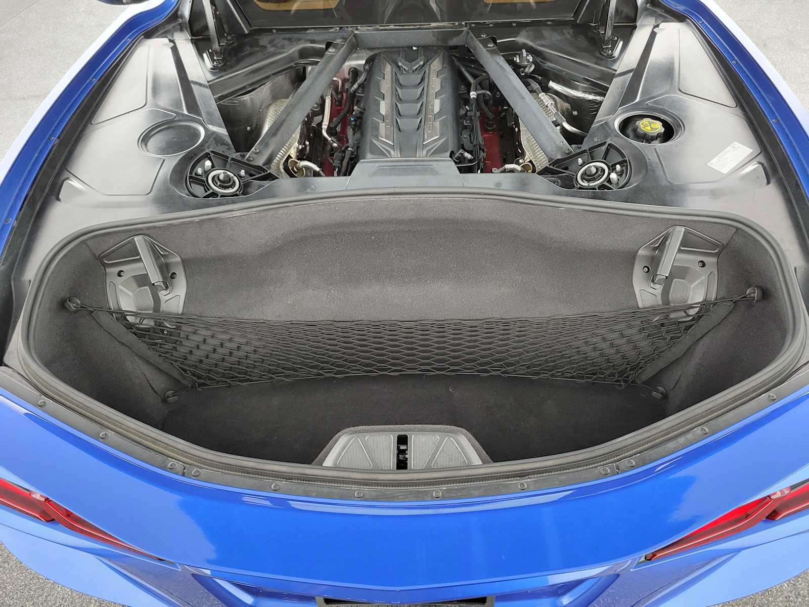 Used 2022 Chevrolet Corvette Stingray Premium Cpe w/ Battery Protection Package RWD image 13