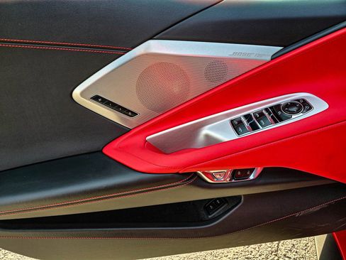 Used 2024 Chevrolet Corvette Stingray Preferred Conv image 18