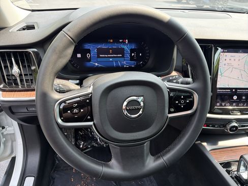 Certified 2024 Volvo V60 B5 Cross Country Plus w/ Protection Package Premier AWD/4WD image 20