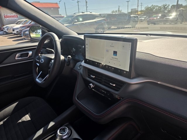 Used 2026 Ford Explorer ST-Line w/ ST-Line Street Pack RWD image 6