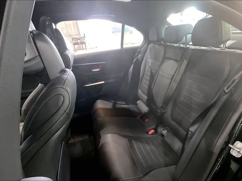 Used 2025 Mercedes-Benz C 300 4MATIC Sedan image 21