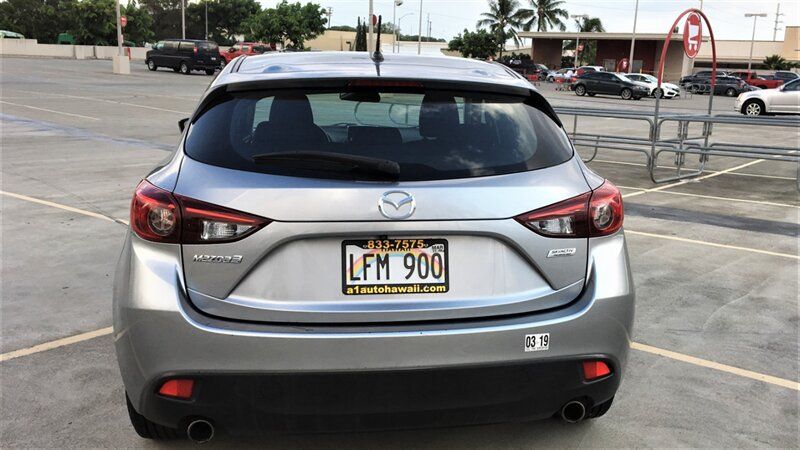 Used 2016 MAZDA MAZDA3 i Sport w/ Preferred Equipment Package FWD image 8