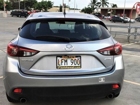 Used 2016 MAZDA MAZDA3 i Sport w/ Preferred Equipment Package FWD image 8