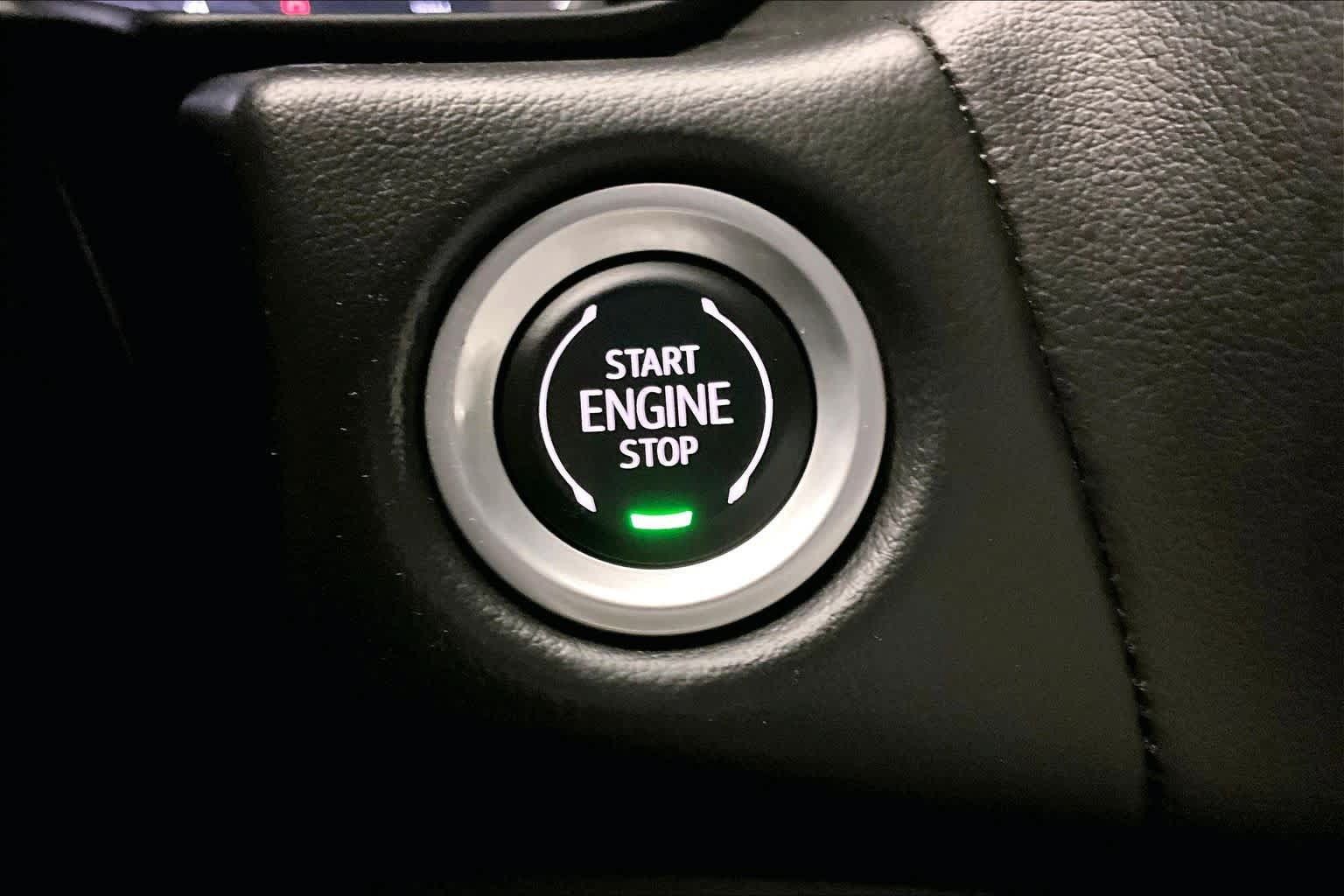Used 2022 GMC Yukon SLT w/ SLT Premium Package RWD image 31
