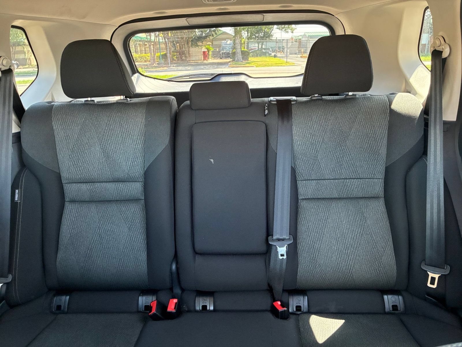 Used 2026 Nissan Rogue SV FWD image 39