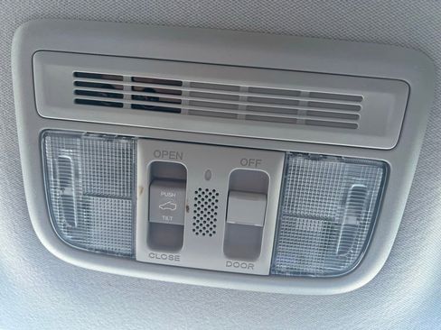 Certified 2022 Honda HR-V EX image 20
