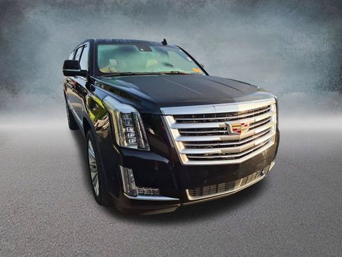 Used 2020 Cadillac Escalade ESV Platinum AWD/4WD image 13