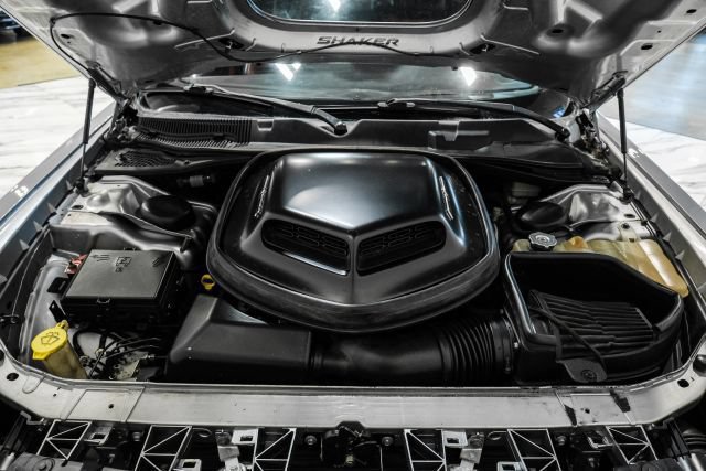 Used 2015 Dodge Challenger R/T Plus RWD image 42