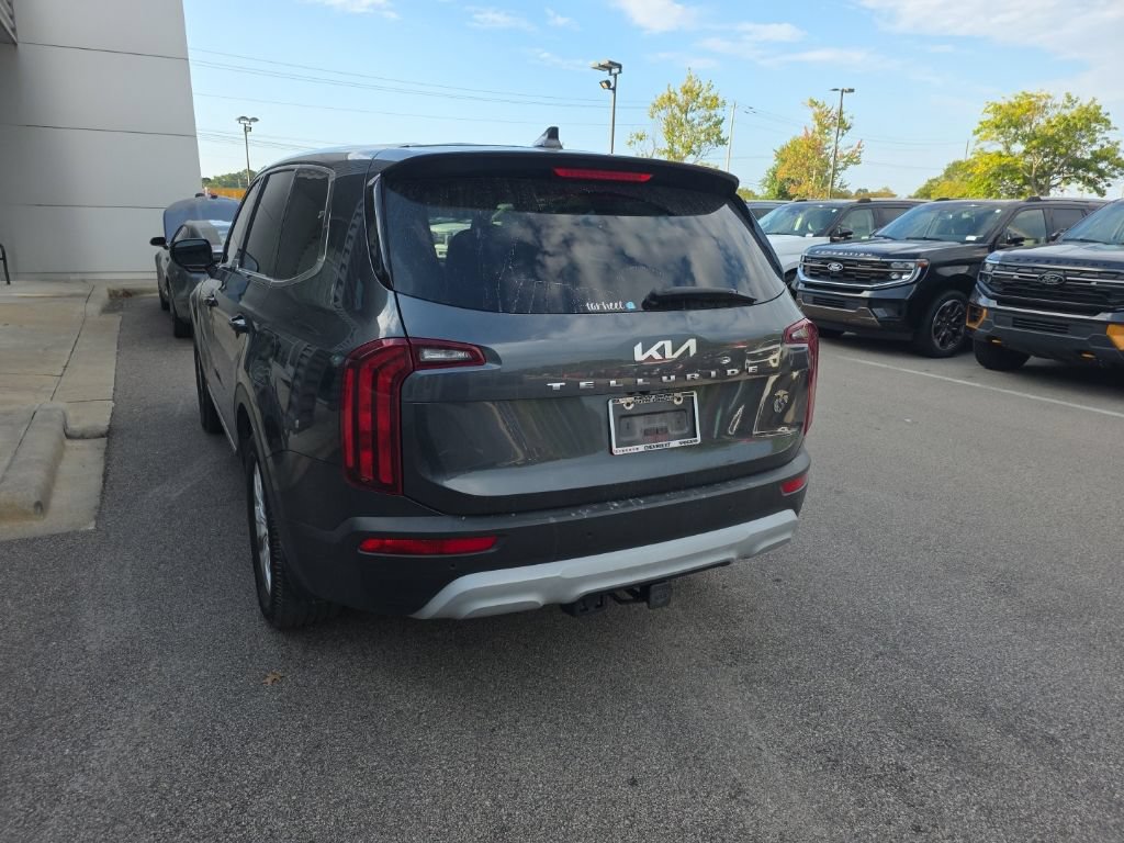Used 2022 Kia Telluride LX FWD image 4