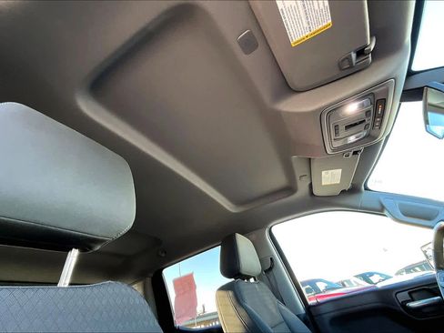 Used 2020 GMC Sierra 1500 SLE w/ SLE Value Package image 13